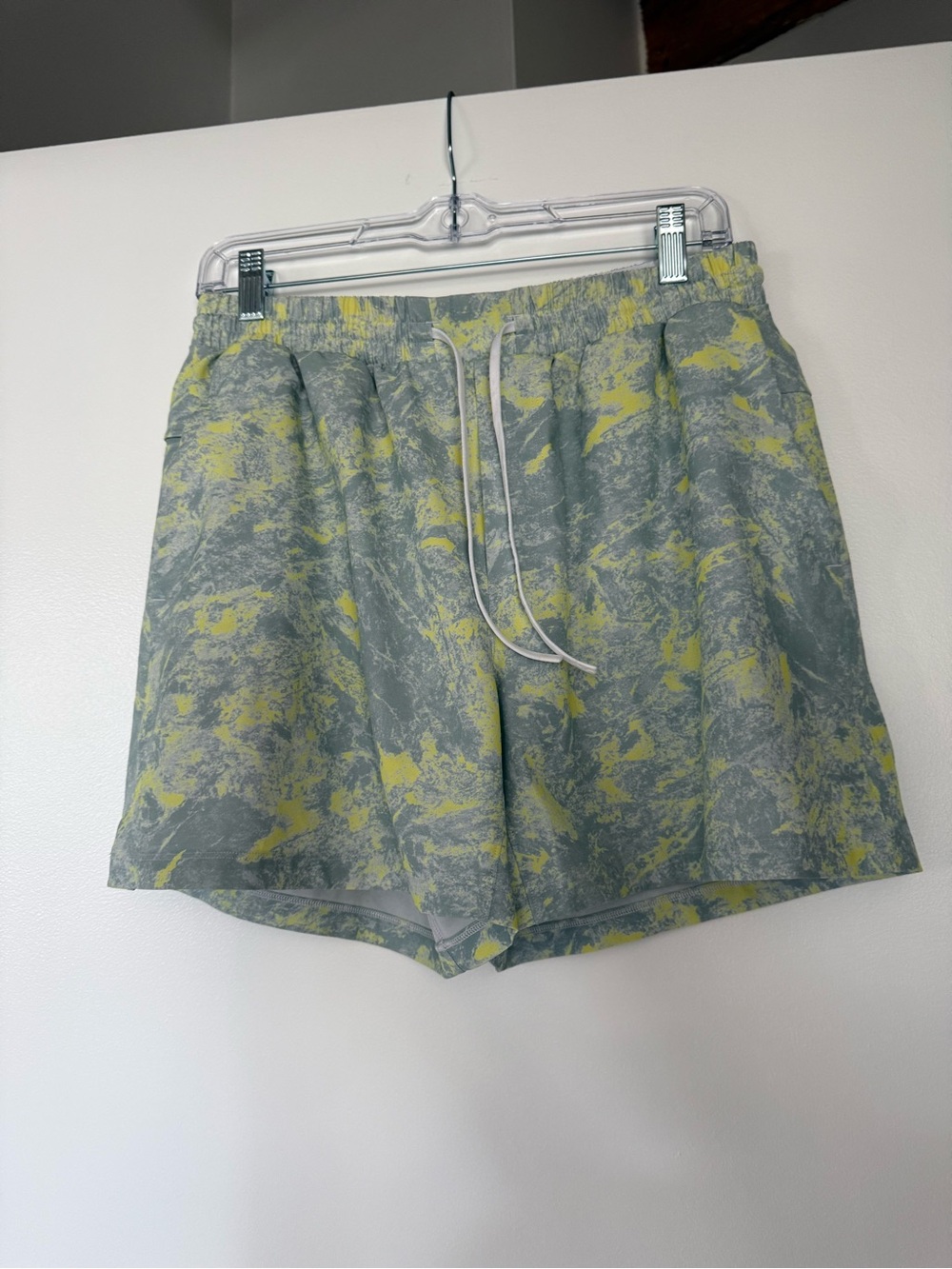 lululemon athletica Gray and Yellow Men’s Swim Board Shorts